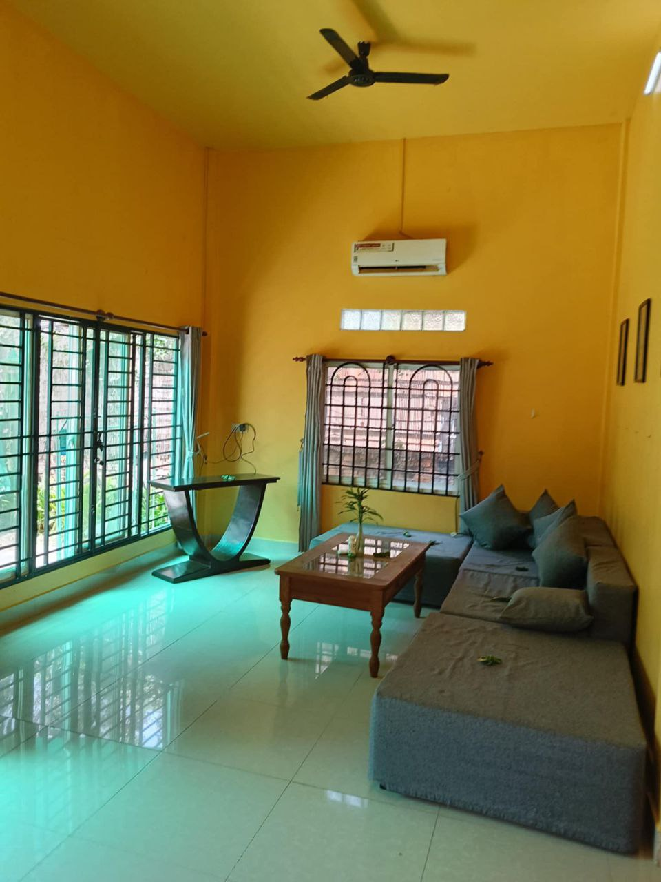 Fully Furnished Two-Bedroom House for Rent — photo 3