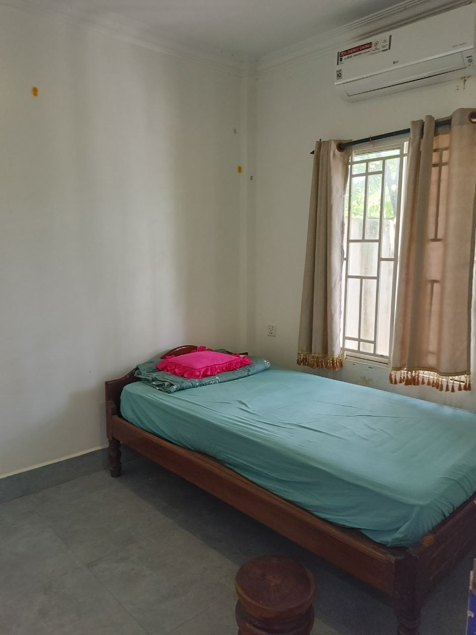 Two-Bedroom House for Rent in Sala Kamreuk — photo 3