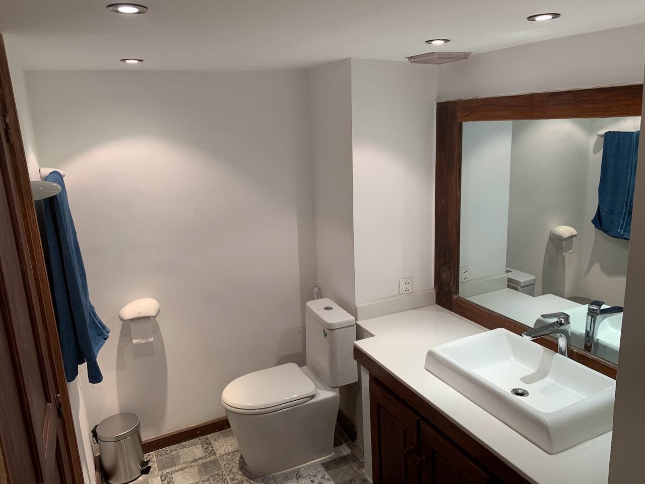 Riverside Red Building Penthouse — photo 17
